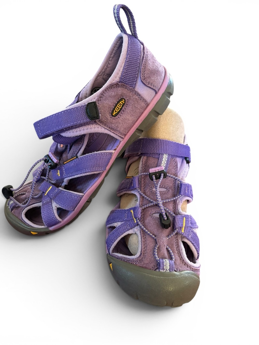 Keen Newport Big Girls Purple Water Hiking Shoes Sandals Size 4